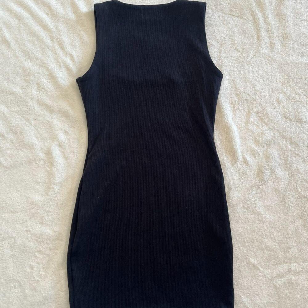 BASIC BLACK MINI DRESS FROM OH POLLY SIZE 6 - Picture 4 of 4